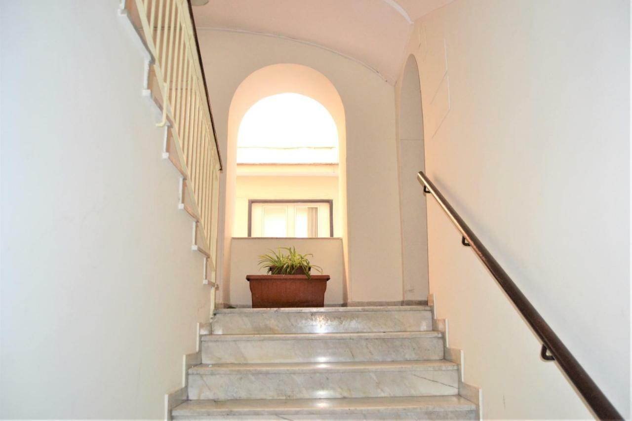 La Piccola Sorrento Hotel Bagian luar foto